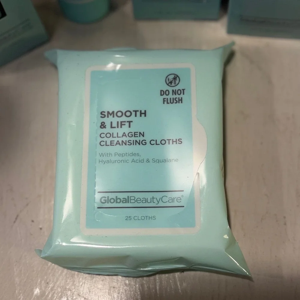 Global Beauty Care Smooth &‎ Lift Collagen Skincare Set